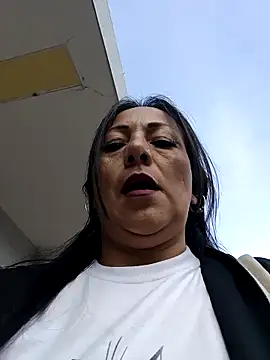 misshot 02 online show from November 10, 2025, 8:08 pm