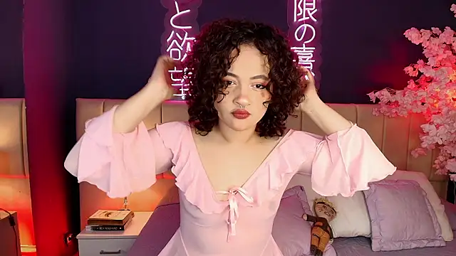  sarahRose online show from February 14, 2026, 4:09 am