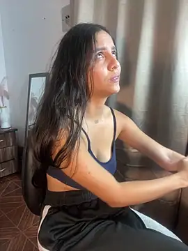 Snapshot of alisaa_jhons1 chatting on April 11, 2026, 12:15 am alisaa jhons1 online show from April 11, 2026, 12:15 am