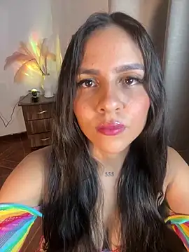 Snapshot of alisaa_jhons1 chatting on April 21, 2026, 12:23 am alisaa jhons1 online show from April 21, 2026, 12:23 am