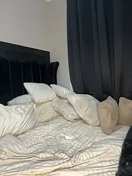 innocentskyee online show from February 5, 2026, 7:40 pm