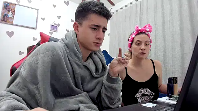 minervaystiven online show from March 17, 2026, 3:22 am