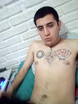 ale-hot21 online show from November 5, 2025, 6:02 am