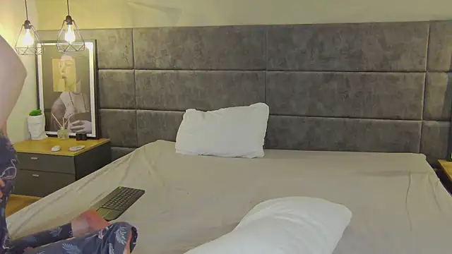 Snapshot of Ruby_de_Cherry chatting on November 14, 2025, 6:23 am Ruby de Cherry online show from November 14, 2025, 6:23 am