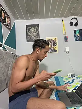 Snapshot of Mike_and_Rayan chatting on February 14, 2026, 4:26 pm Mike and Rayan online show from February 14, 2026, 4:26 pm