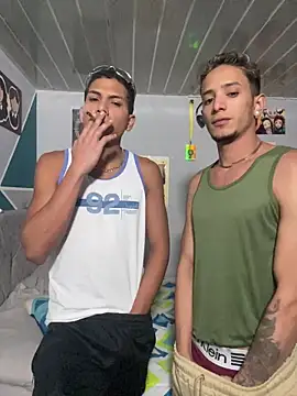 Snapshot of Mike_and_Rayan chatting on February 28, 2026, 1:28 am Mike and Rayan online show from February 28, 2026, 1:28 am