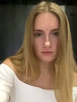 Snapshot of olliebells chatting on November 29, 2025, 9:34 am olliebells online show from November 29, 2025, 9:34 am