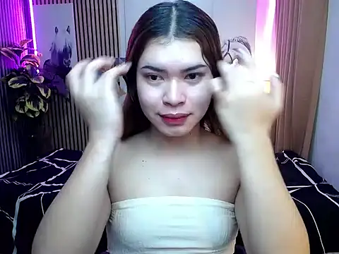 Snapshot of furry_puss chatting on December 21, 2025, 1:13 am furry puss online show from December 21, 2025, 1:13 am