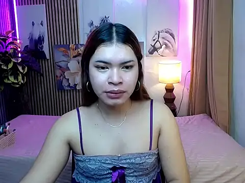 Snapshot of furry_puss chatting on January 13, 2026, 11:54 pm furry puss online show from January 13, 2026, 11:54 pm