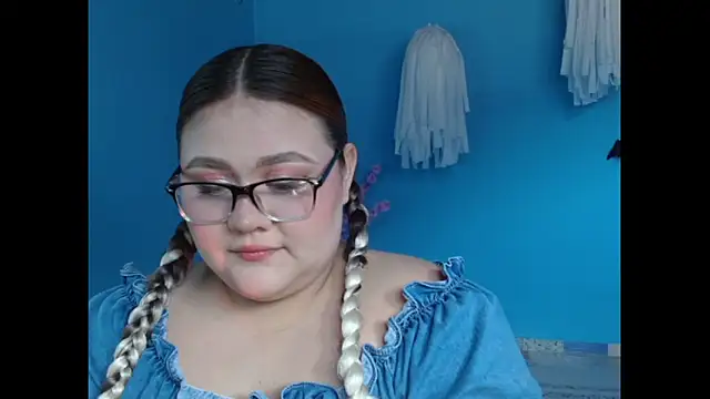 Nyaa samantha online show from November 5, 2025, 1:22 pm