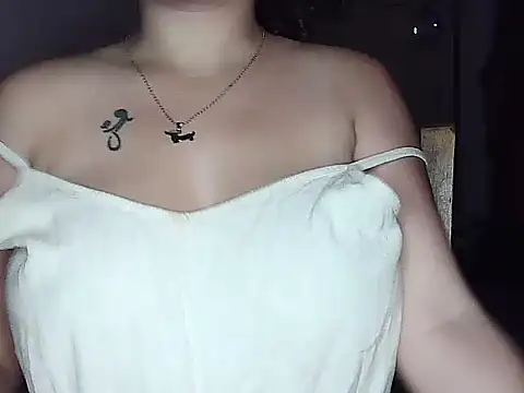 Snapshot of Lolavenezia chatting on November 10, 2025, 11:09 am Lolavenezia online show from November 10, 2025, 11:09 am