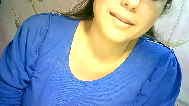Zulreyna online show from July 16, 2026, 5:02 am