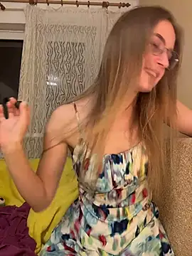 EveLunny online show from January 11, 2026, 5:01 am