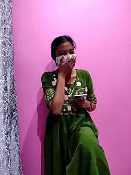 Student12th online show from November 9, 2025, 3:32 pm