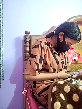 Student12th online show from February 1, 2026, 3:16 am