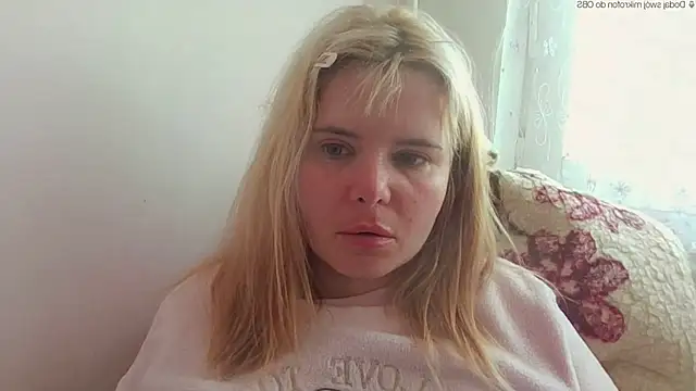 HornyElena online show from May 11, 2026, 3:07 pm