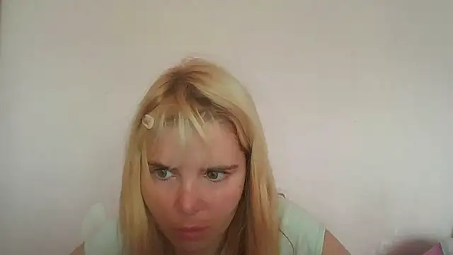 HornyElena online show from July 1, 2026, 8:16 am