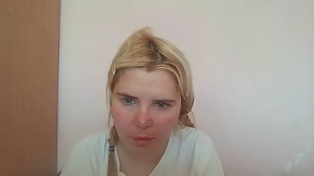 HornyElena online show from July 2, 2026, 8:20 am