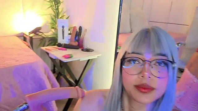 Snapshot of _ViolletteNoir_ chatting on March 22, 2026, 1:25 pm ViolletteNoir online show from March 22, 2026, 1:25 pm