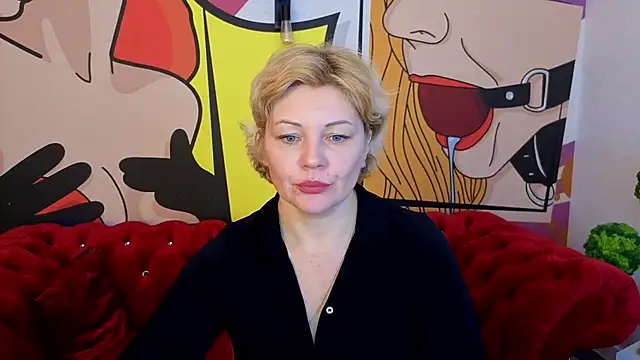 Snapshot of AmaraNights chatting on November 11, 2025, 2:17 pm AmaraNights online show from November 11, 2025, 2:17 pm