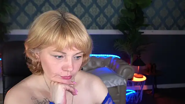 Snapshot of AmaraNights chatting on March 27, 2026, 8:08 pm AmaraNights online show from March 27, 2026, 8:08 pm