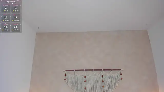 Snapshot of _hanna_sky chatting on May 13, 2026, 6:16 pm hanna sky online show from May 13, 2026, 6:16 pm
