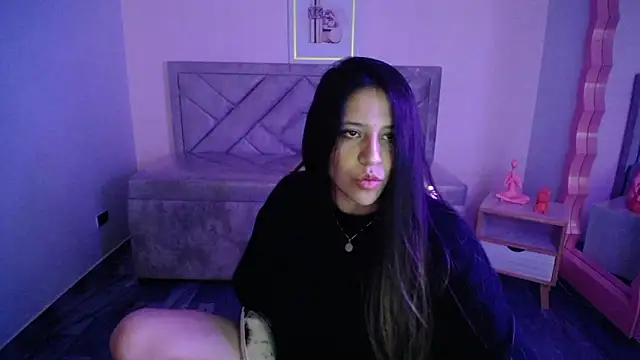 Snapshot of aria_ch2 chatting on November 11, 2025, 9:48 pm aria ch2 online show from November 11, 2025, 9:48 pm