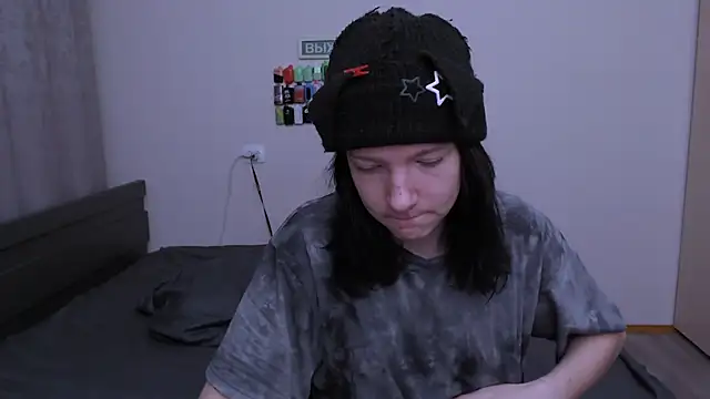 RaidenXL online show from November 17, 2025, 8:36 pm