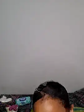 katherine-smill online show from December 13, 2025, 7:53 pm