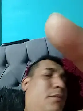 Loquillopajero online show from March 3, 2026, 12:11 pm