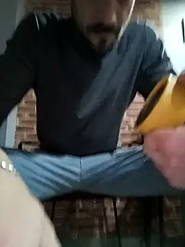 Snapshot of ricardo34mlg chatting on November 7, 2025, 2:50 pm ricardo34mlg online show from November 7, 2025, 2:50 pm