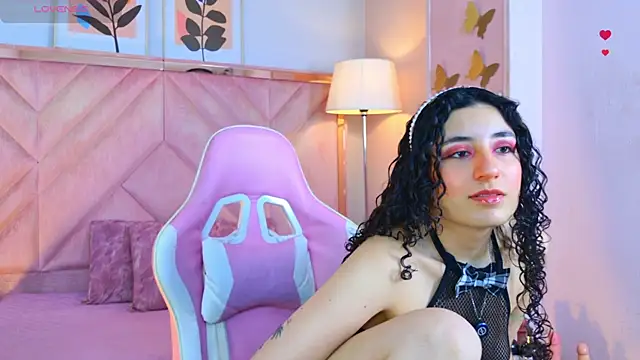 DemiJones  online show from May 10, 2026, 4:28 am
