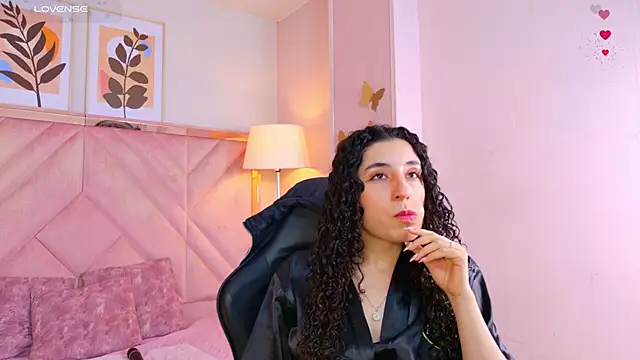 DemiJones  online show from June 23, 2026, 4:21 am
