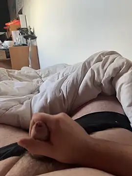 Snapshot of laroutine56backk chatting on November 14, 2025, 2:16 pm laroutine56backk online show from November 14, 2025, 2:16 pm