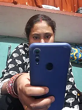 Snapshot of ZANUUA chatting on November 7, 2025, 1:00 pm ZANUUA online show from November 7, 2025, 1:00 pm