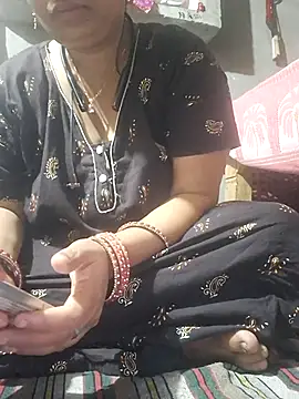 Snapshot of ZANUUA chatting on November 15, 2025, 6:26 pm ZANUUA online show from November 15, 2025, 6:26 pm