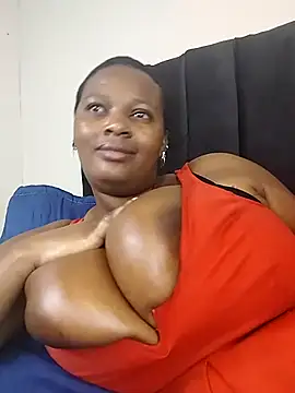 Miss-Berries online show from July 9, 2026, 2:59 am