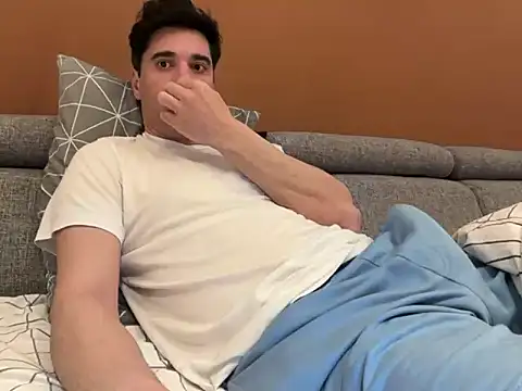 marcoo x online show from April 13, 2026, 5:46 am