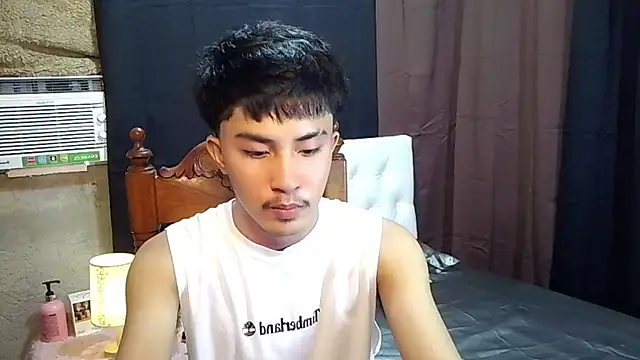 Snapshot of Urloverhardcock chatting on July 5, 2026, 6:09 am Urloverhardcock online show from July 5, 2026, 6:09 am