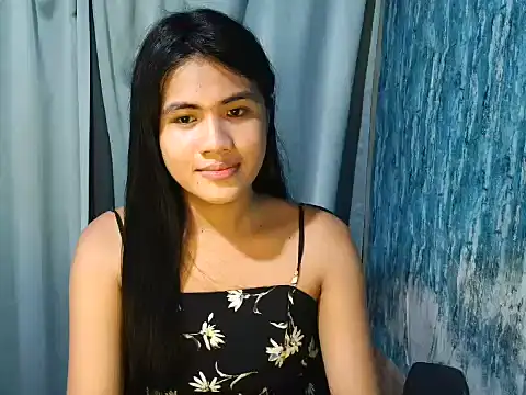 Snapshot of Rema_thebigcock chatting on July 5, 2026, 5:58 am Rema thebigcock online show from July 5, 2026, 5:58 am
