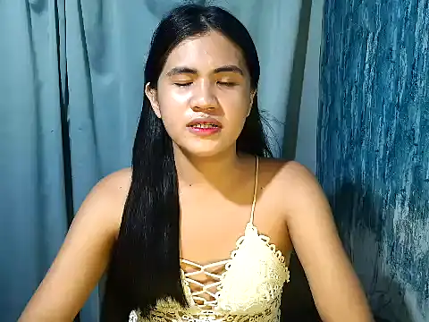 Snapshot of Rema_thebigcock chatting on August 6, 2026, 9:11 am Rema thebigcock online show from August 6, 2026, 9:11 am
