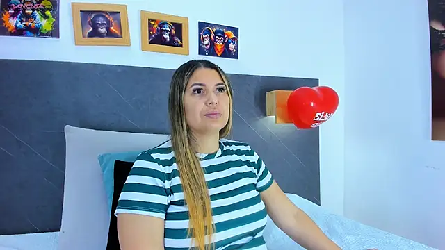 Andhrea Vale online show from February 14, 2026, 12:02 pm