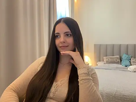 Mylina  online show from April 8, 2026, 12:27 pm