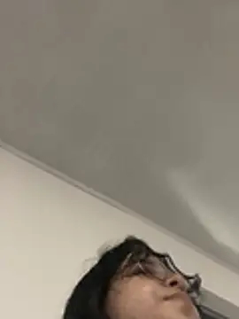  vaiolet owo online show from March 21, 2026, 1:54 am