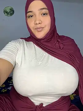 sweetmuslim01 online show from January 22, 2025, 6:20 pm