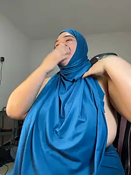 sweetmuslim01 online show from February 10, 2025, 2:41 am
