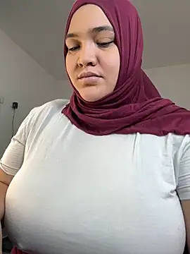 sweetmuslim01 online show from February 14, 2025, 8:48 pm