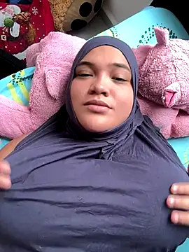 sweetmuslim01 online show from September 27, 2025, 4:23 pm