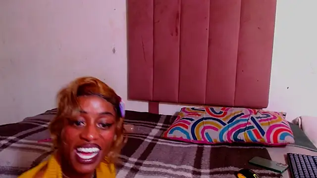 Snapshot of Nikistickyxx25 chatting on May 8, 2026, 3:12 am Nikistickyxx25 online show from May 8, 2026, 3:12 am