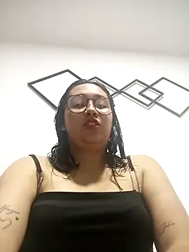 Snapshot of mayte-777 chatting on November 17, 2025, 9:53 pm mayte-777 online show from November 17, 2025, 9:53 pm